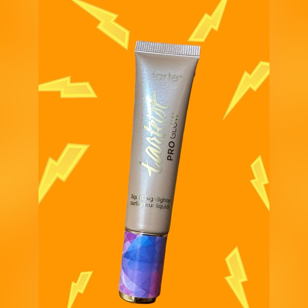 🎉HOST PICK!🎉✨Tarte Pro Glow highlighter✨